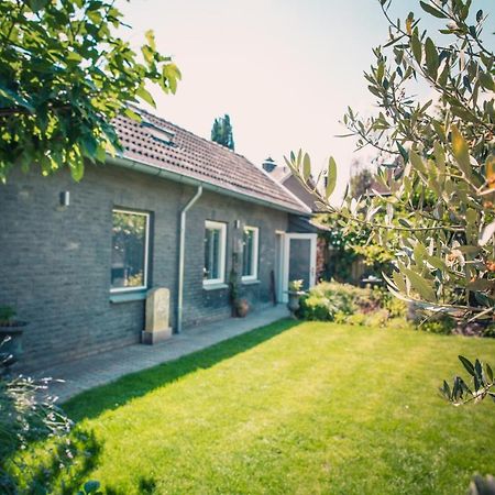 Laareind Bed & Breakfast Waalre Exterior photo